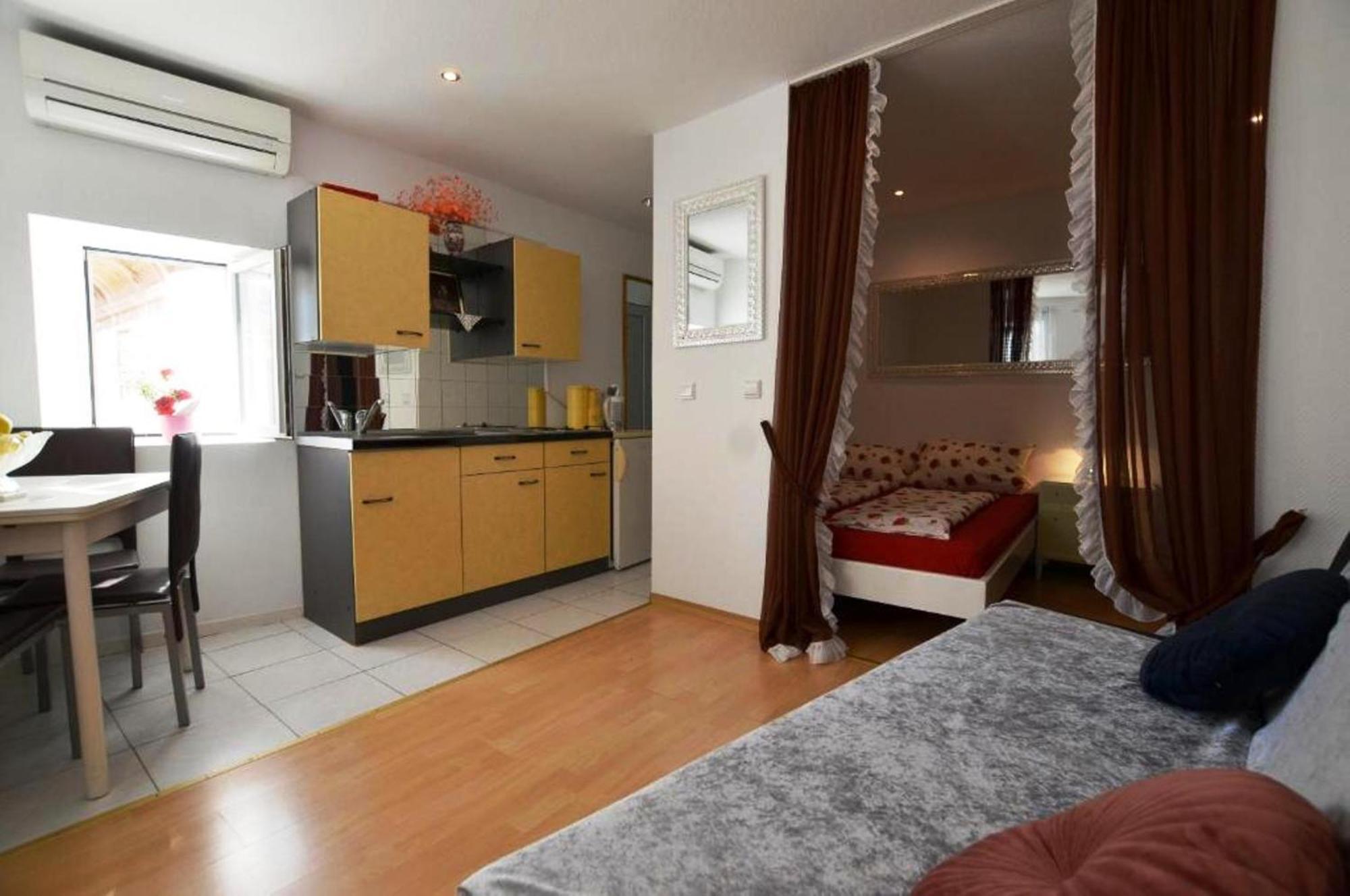 Augusta Apartment Rovinj Luaran gambar